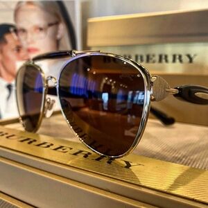 Unisex Burberry Gold Aviator Sunglasses with Dark Accents